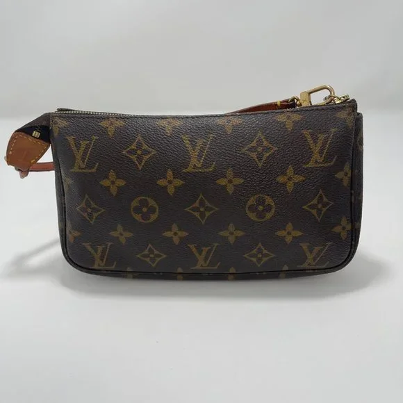 •SOLD•  Louis Vuitton Monogram Pochette Accessories - Picture 2 of 15